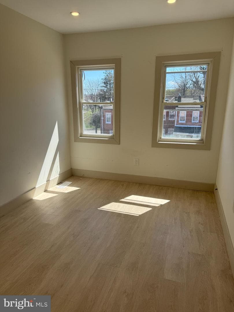 3905 Cranston Avenue photo 9