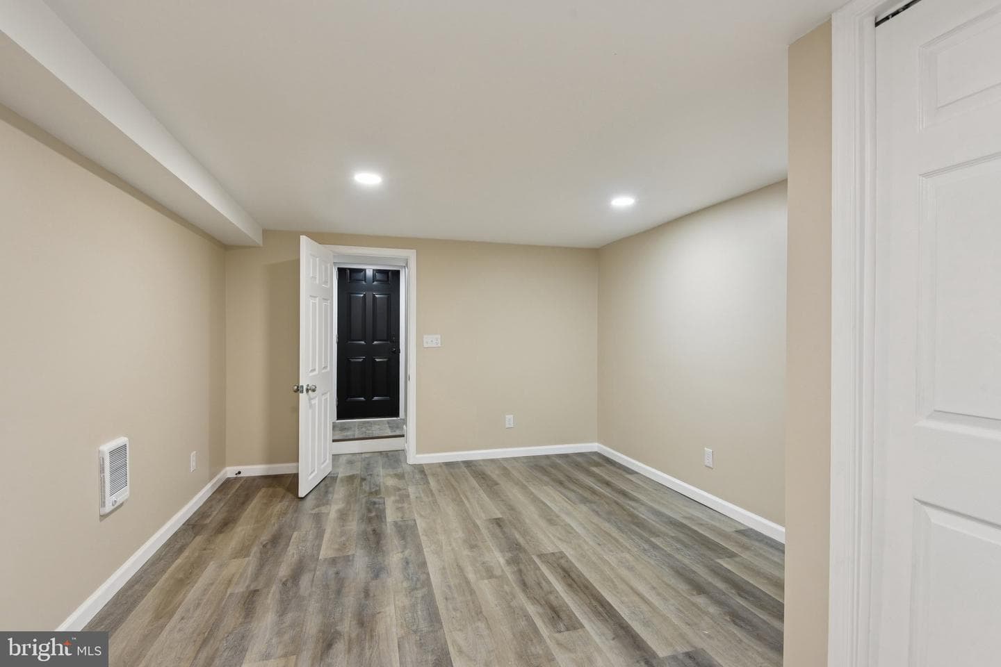 3922 Reisterstown Road photo 36