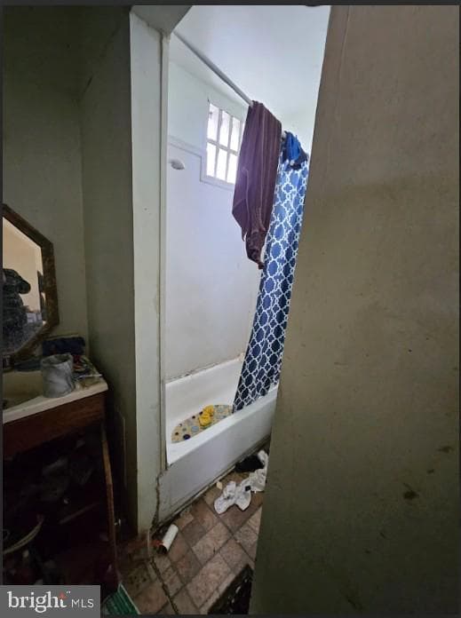 1811 Mckean Avenue photo 4