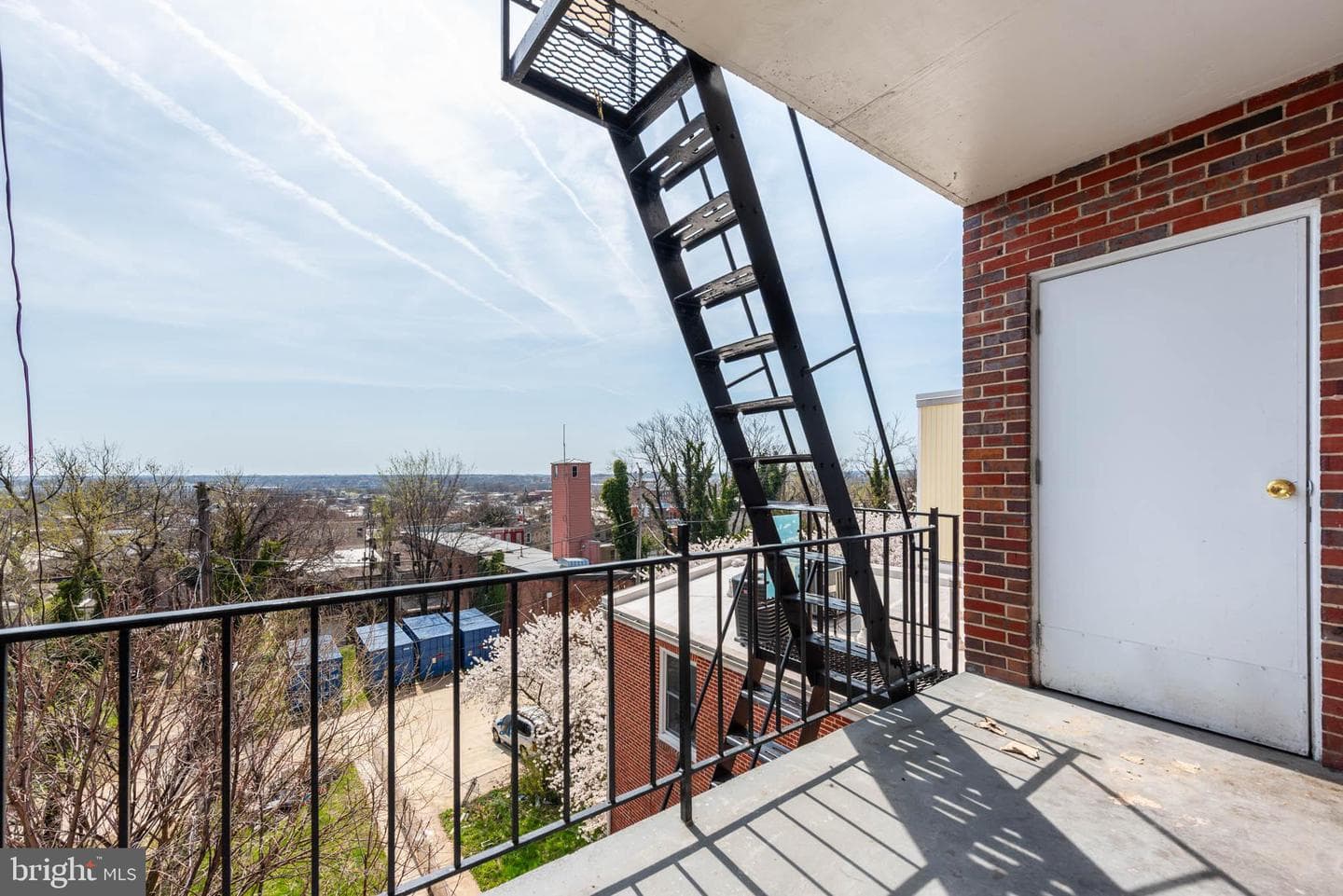 1911 W Baltimore Street photo 25