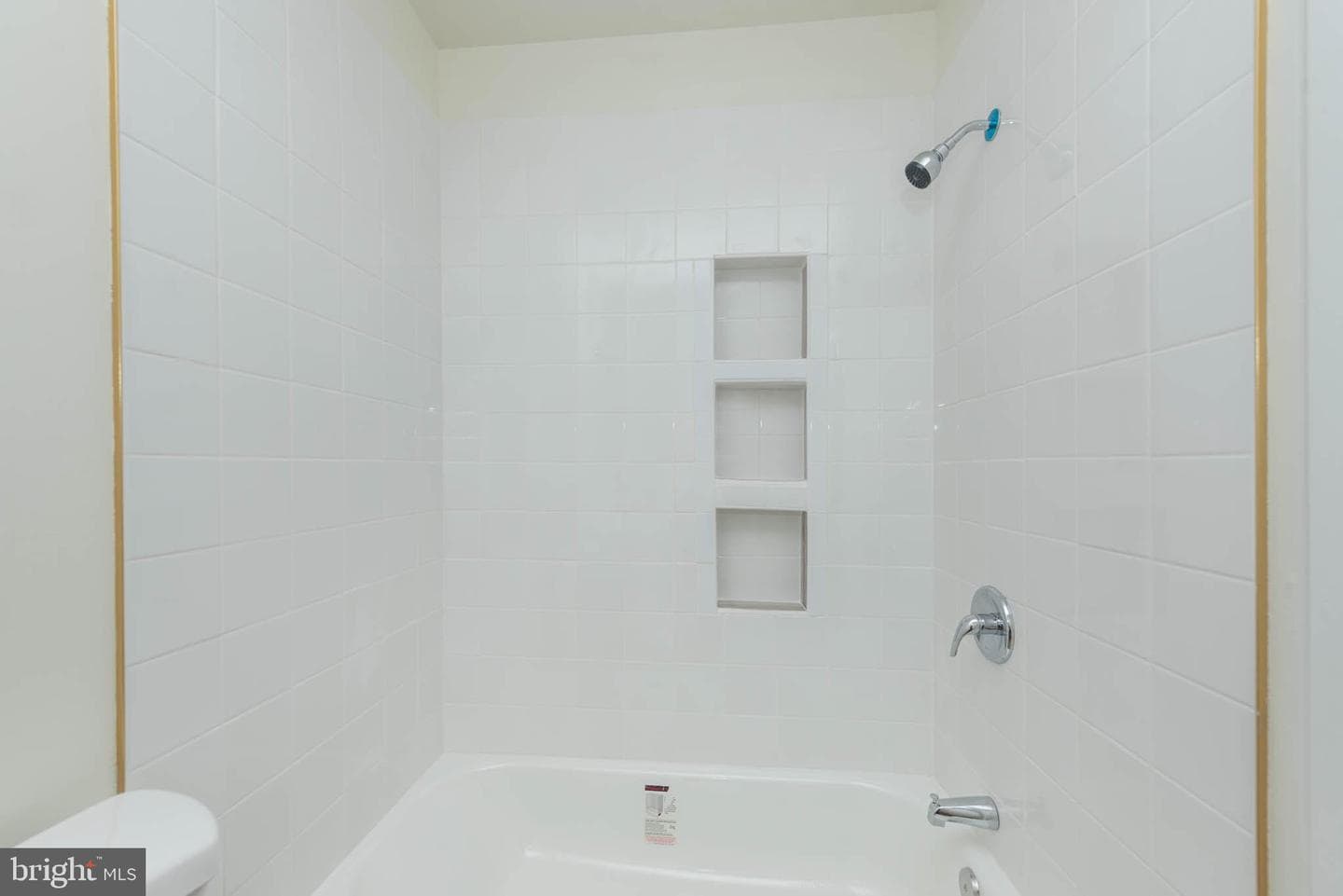 1640 N Broadway photo 21
