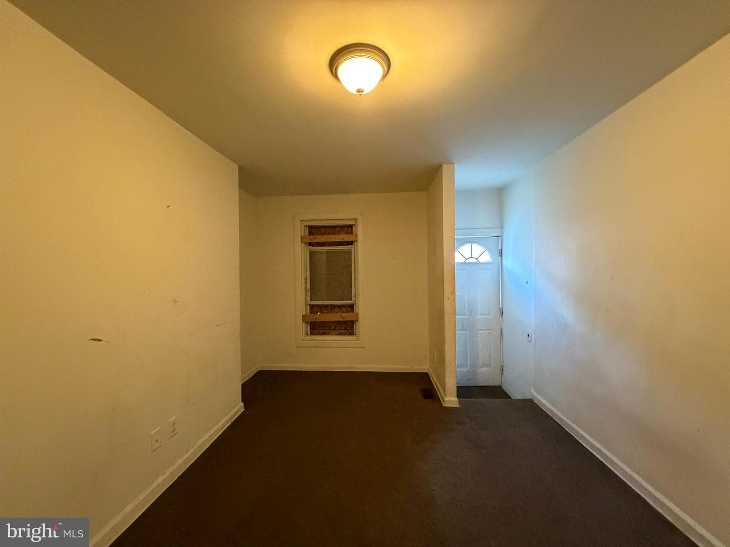 2428 Etting Street photo 3