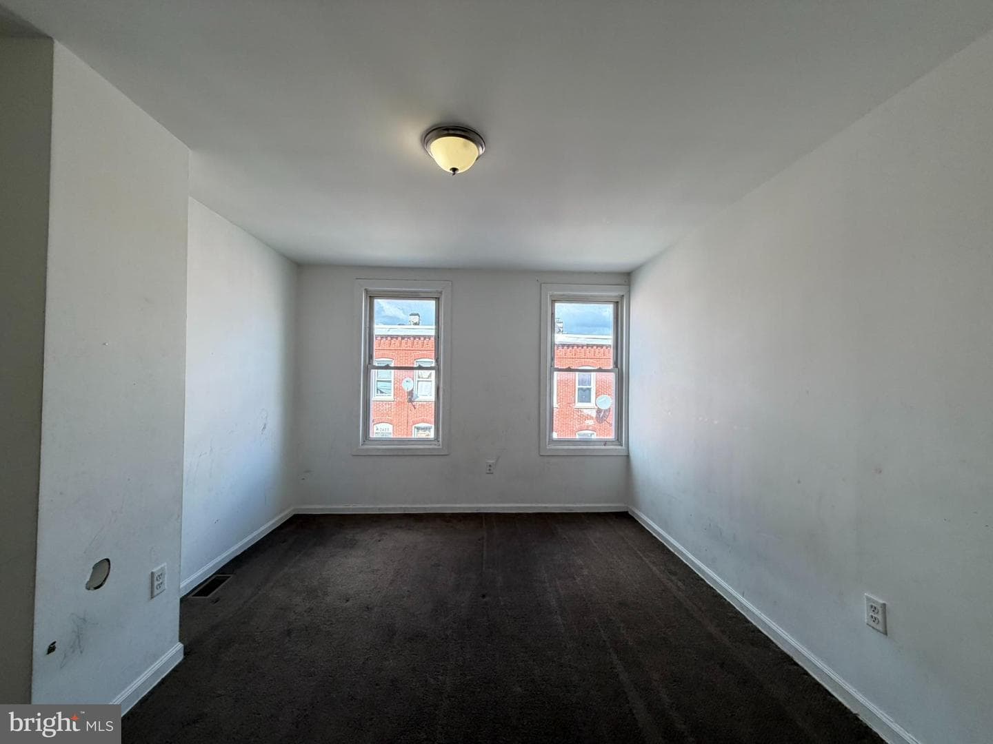 2428 Etting Street photo 9
