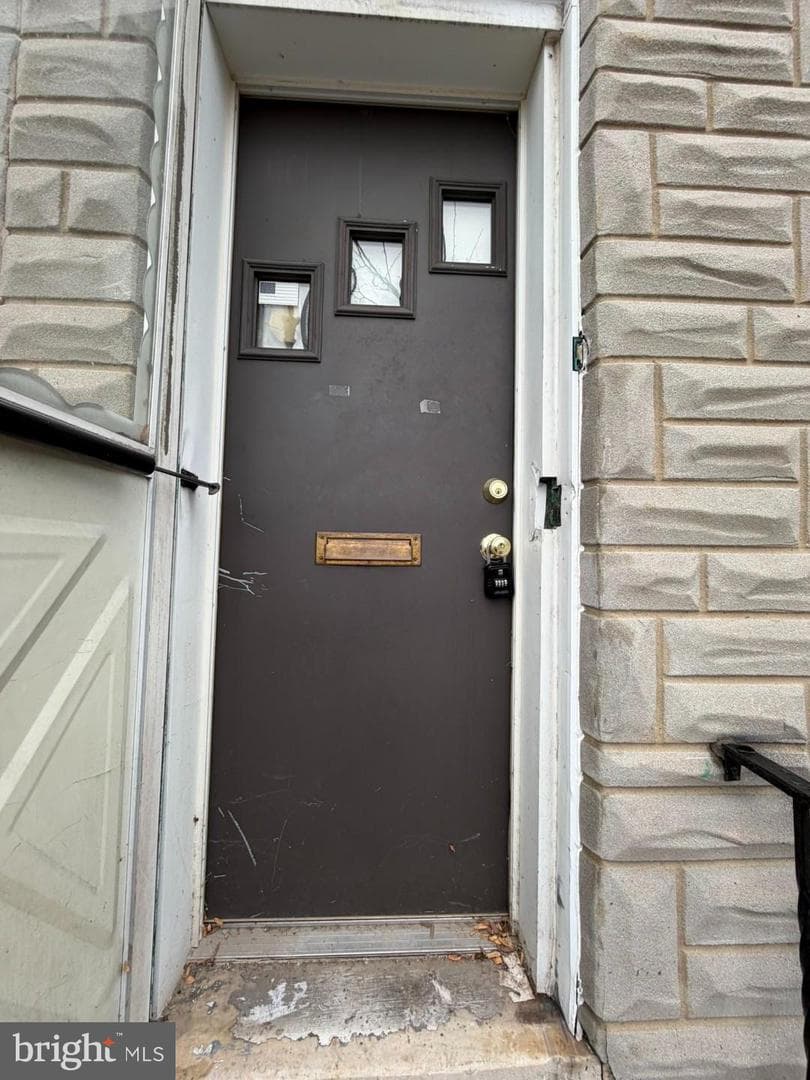 2619 Francis St photo 4
