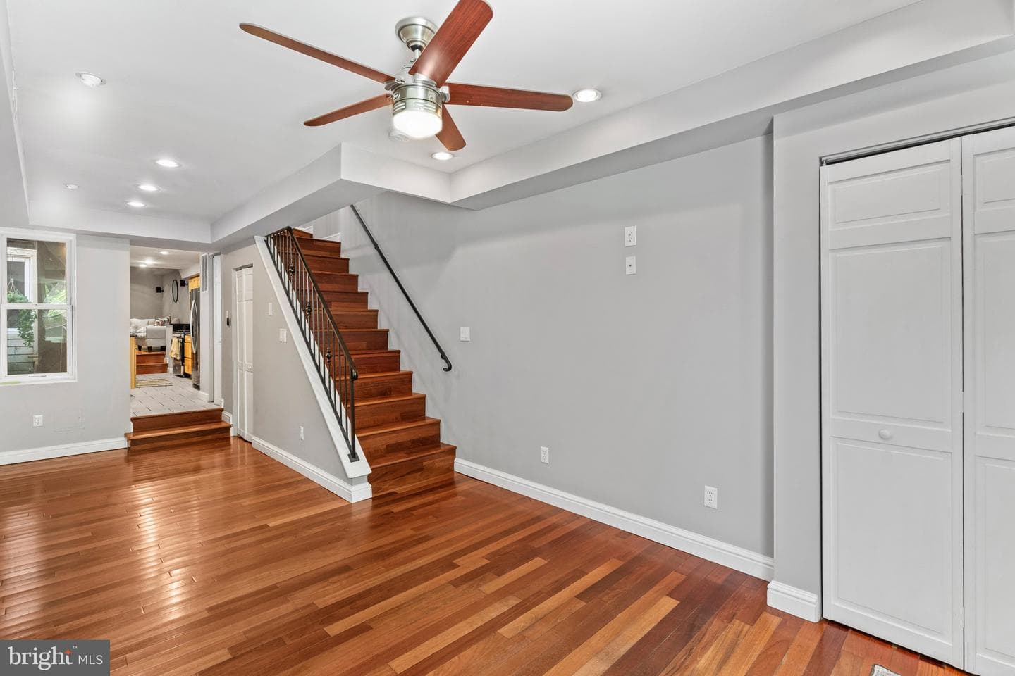 2226 Essex Street photo 7