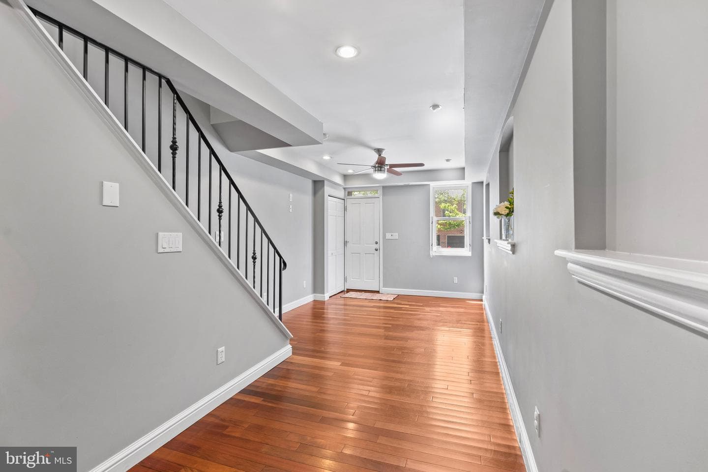 2226 Essex Street photo 8