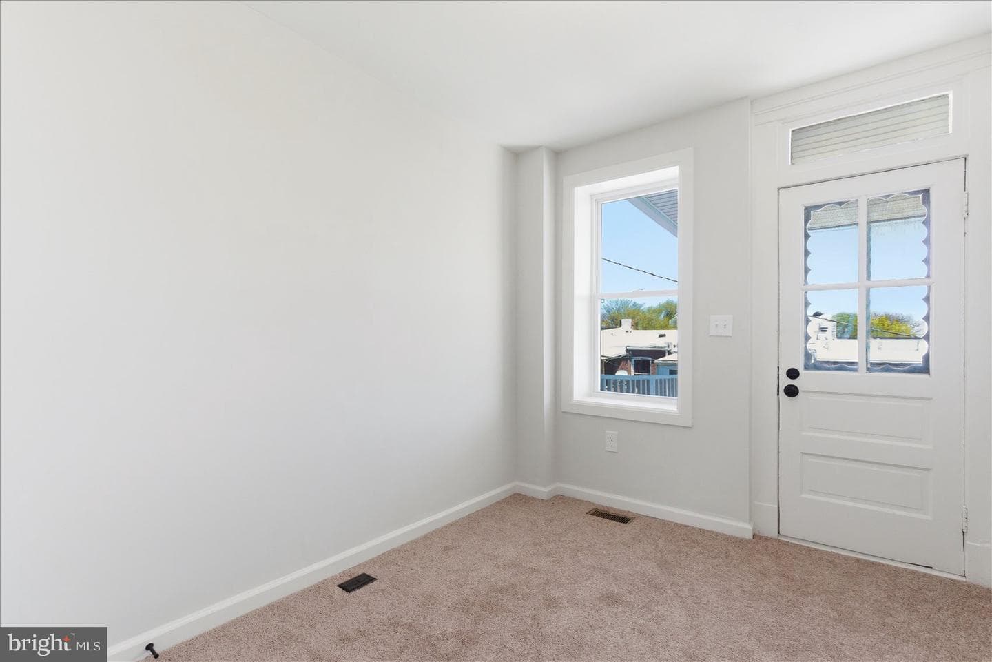 2009 Ruxton Avenue photo 24