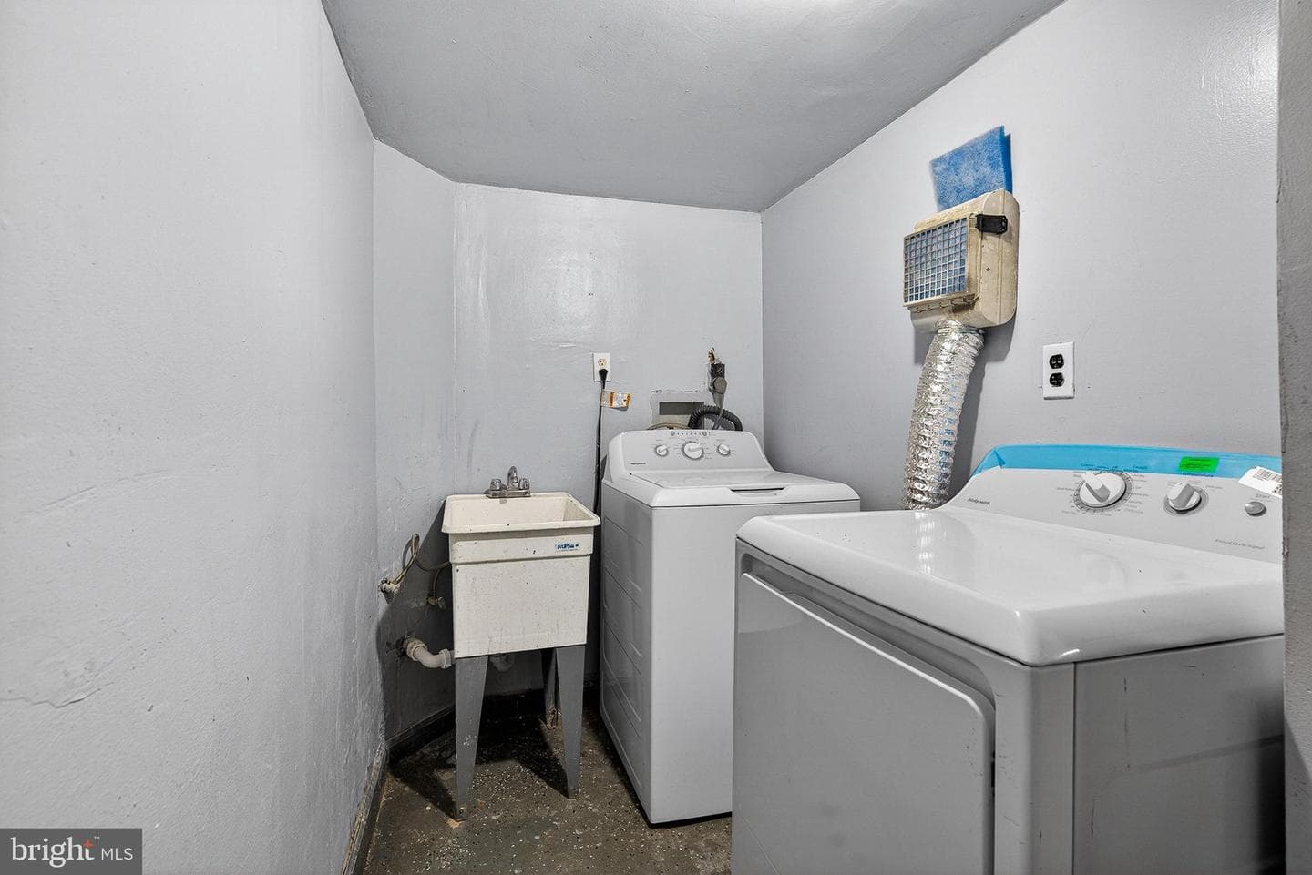 4110 Fairview Avenue photo 8