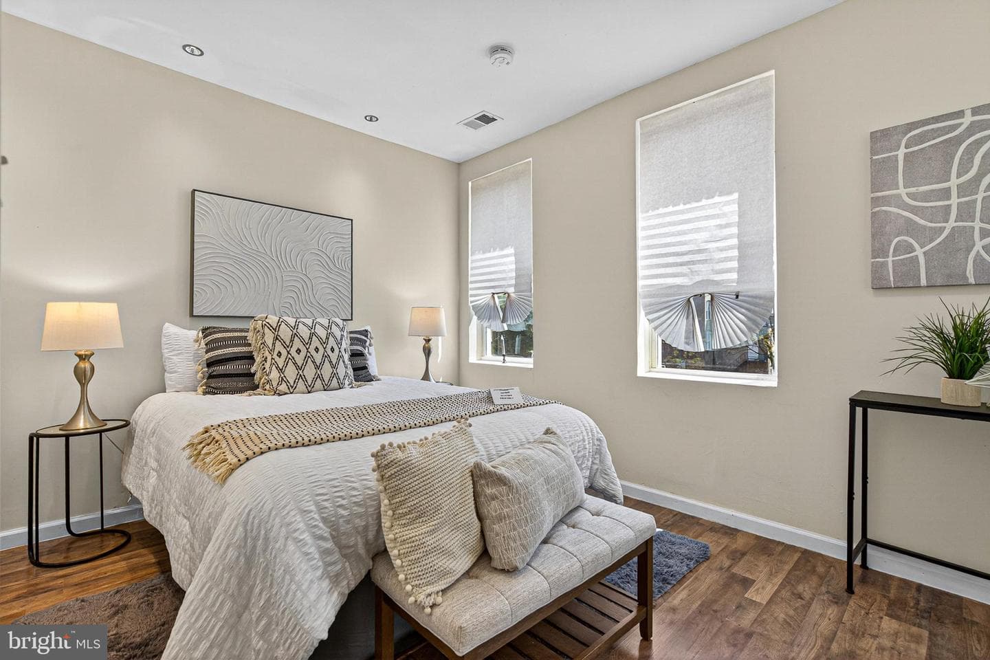 4110 Fairview Avenue photo 9