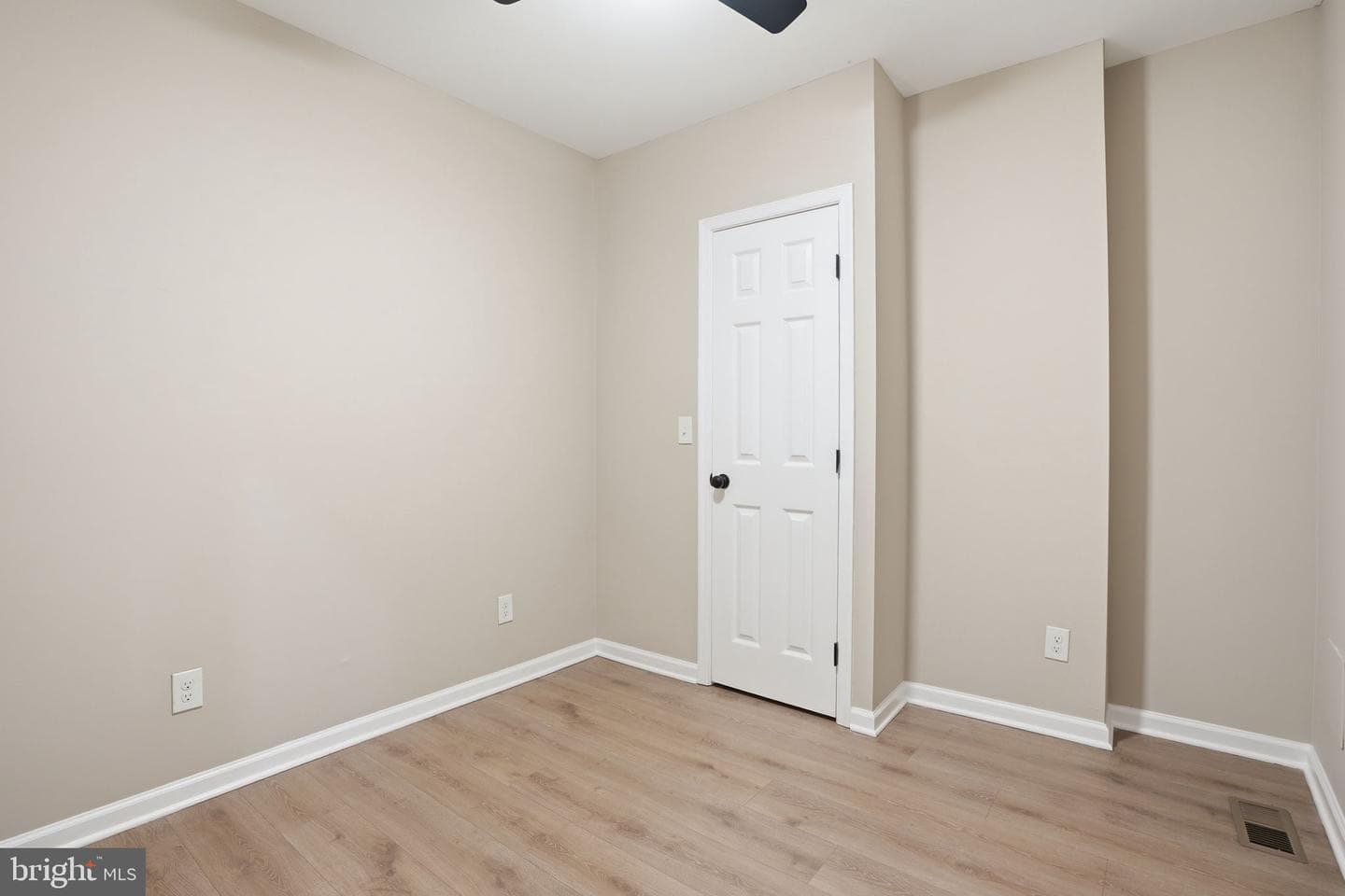 2710 Mura Street photo 22