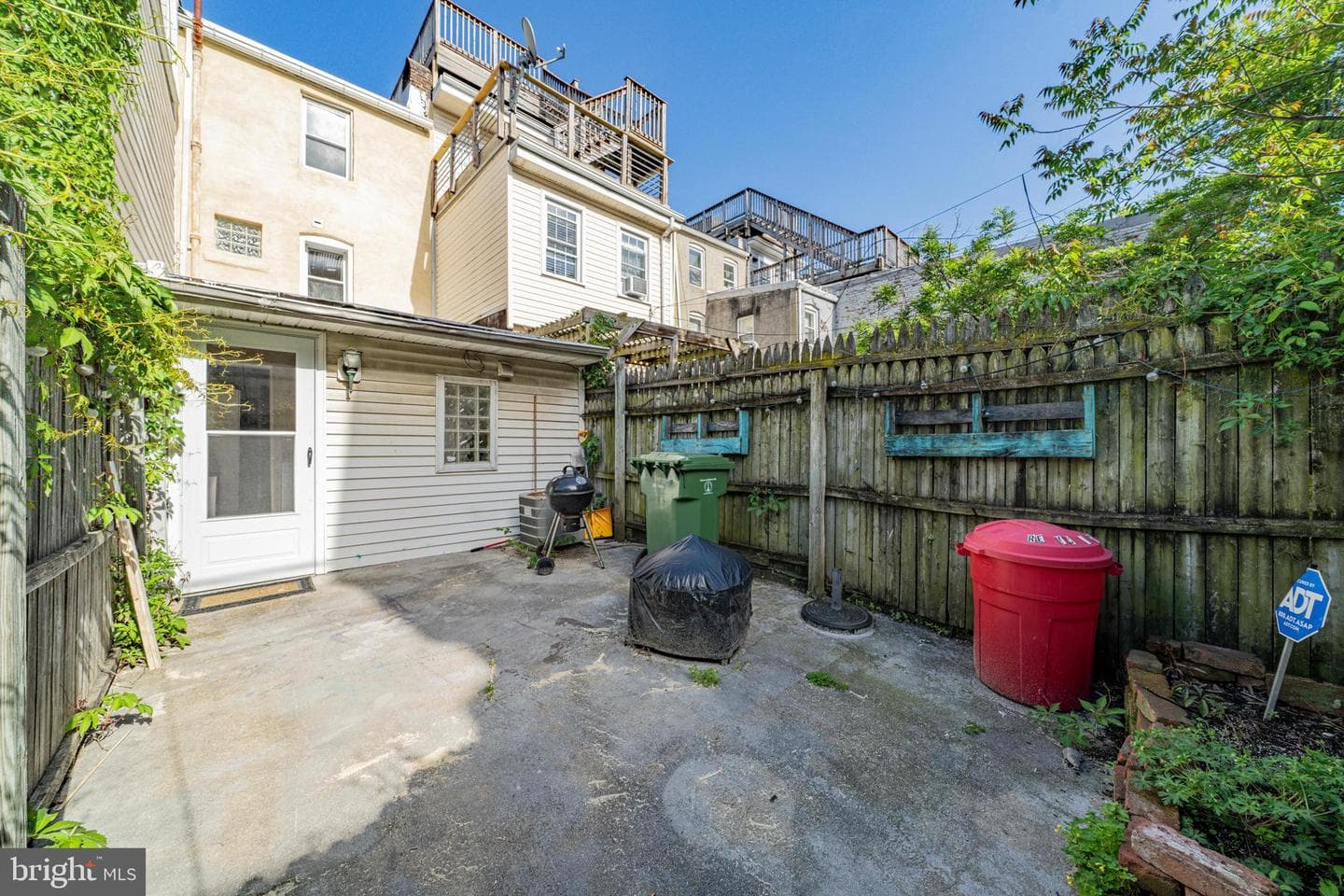 1432 S Charles Street photo 17