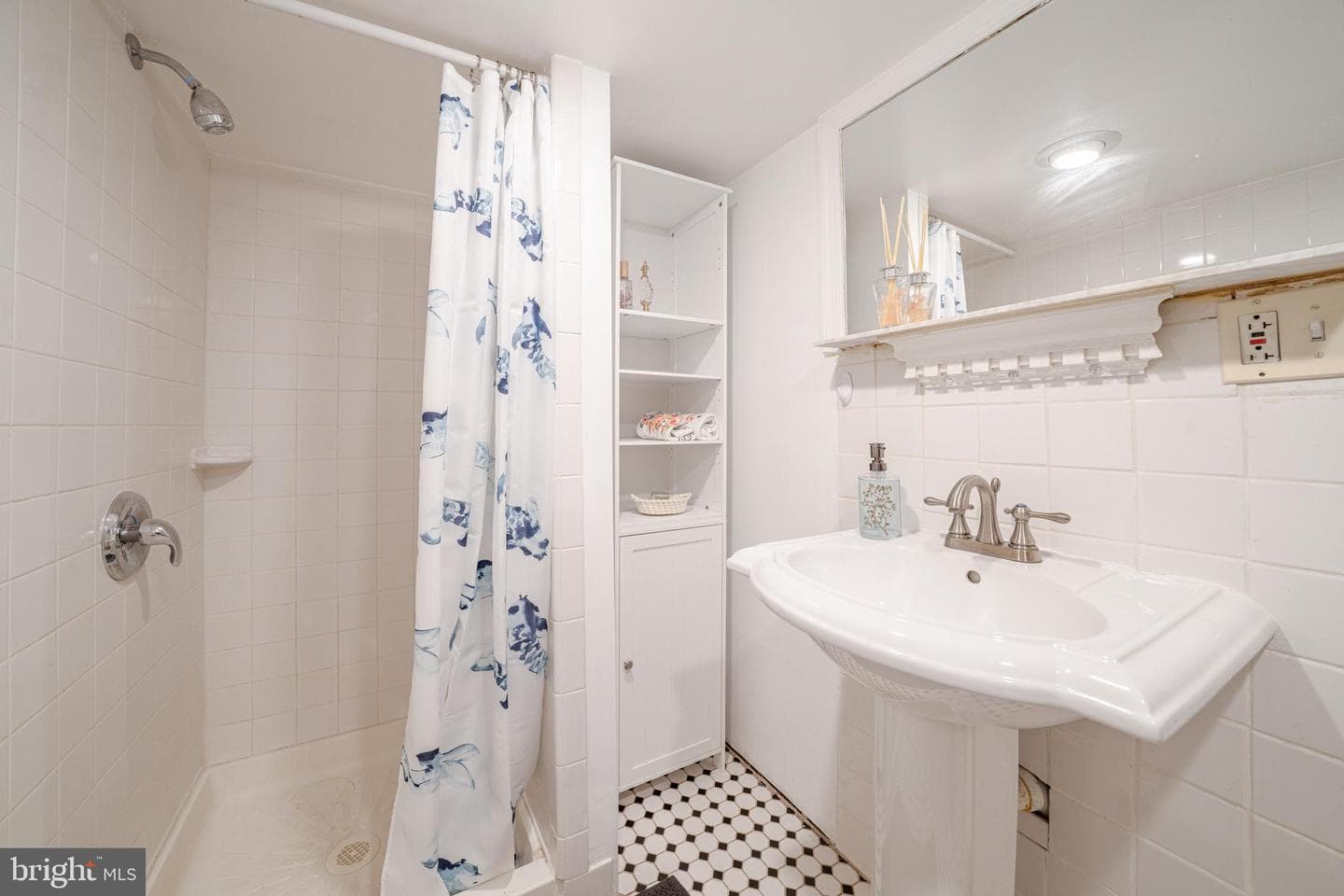 1432 S Charles Street photo 23