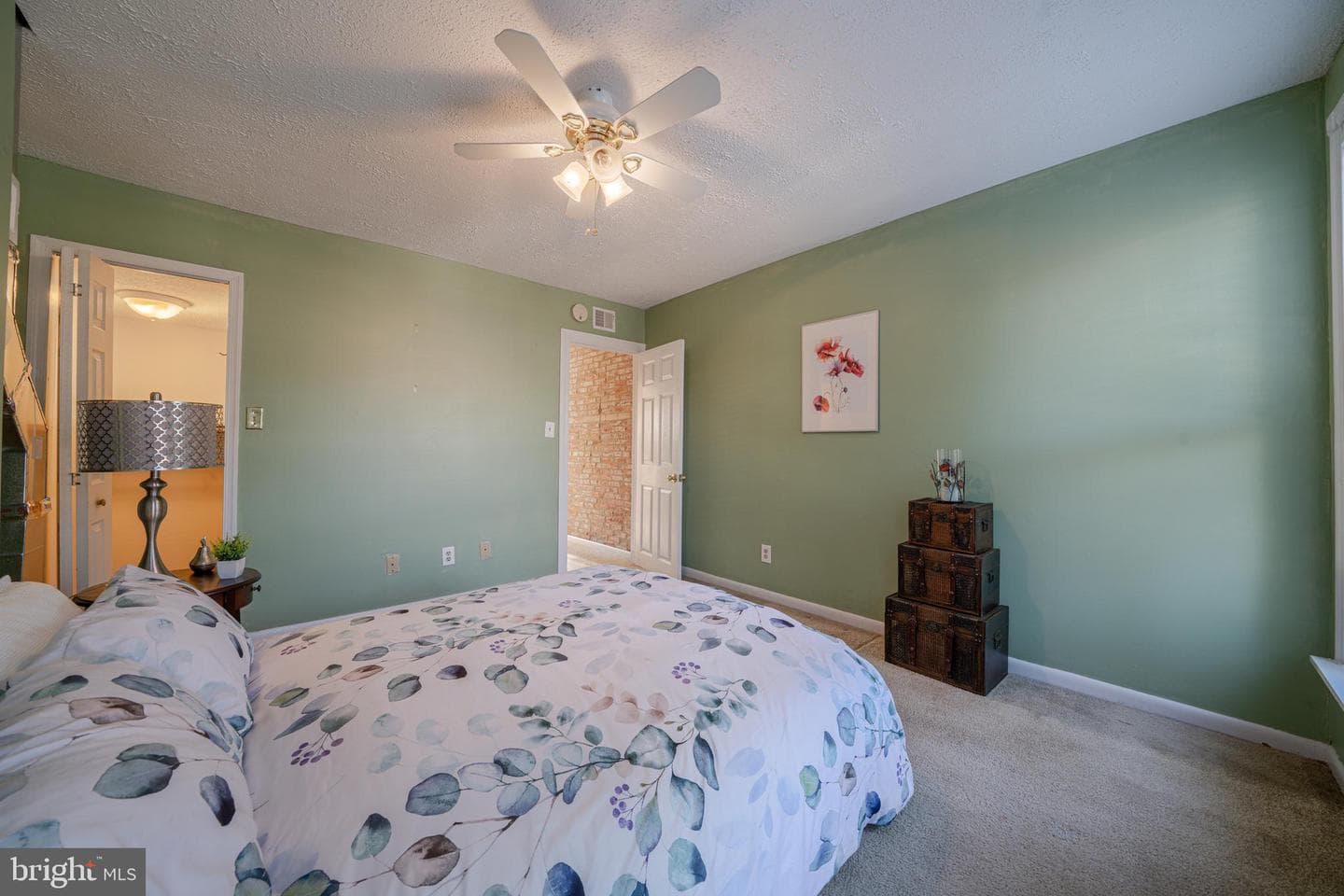 1432 S Charles Street photo 27