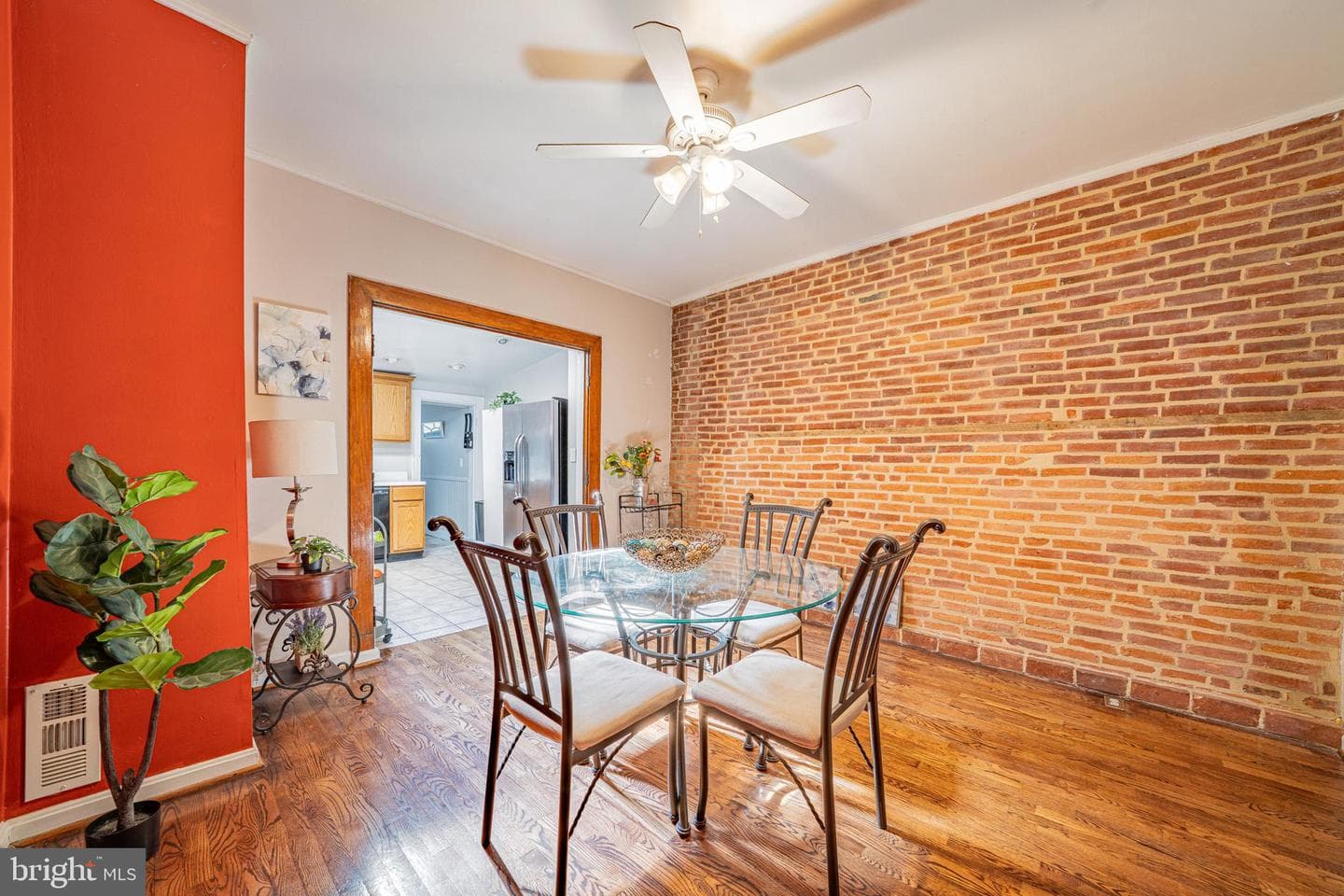 1432 S Charles Street photo 7