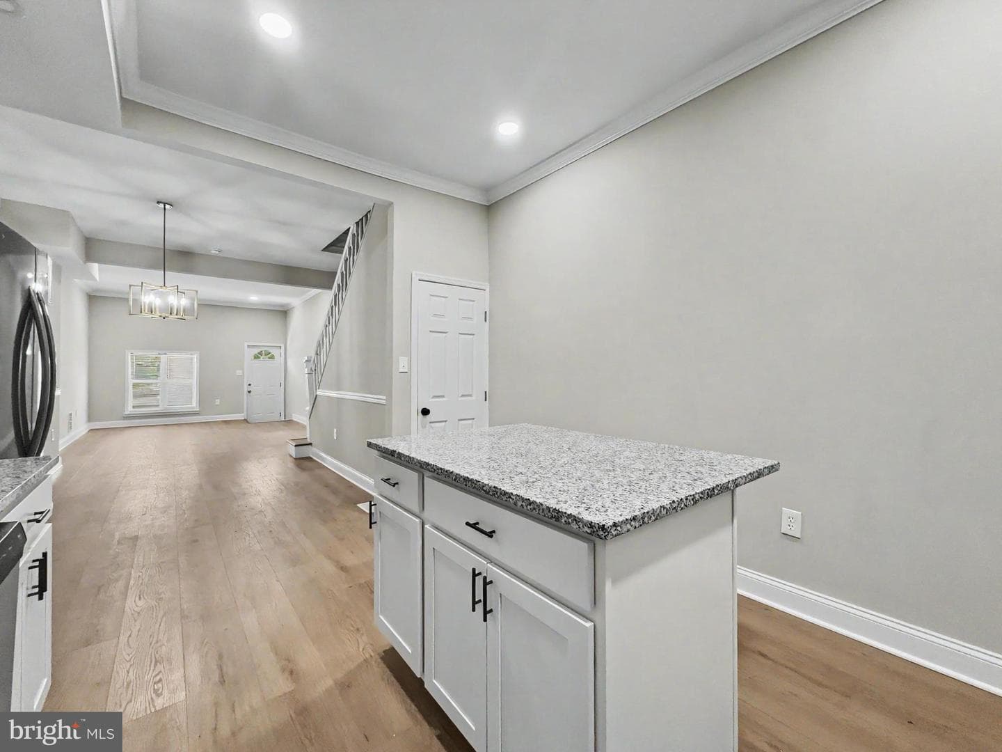 2129 E Federal Street photo 20