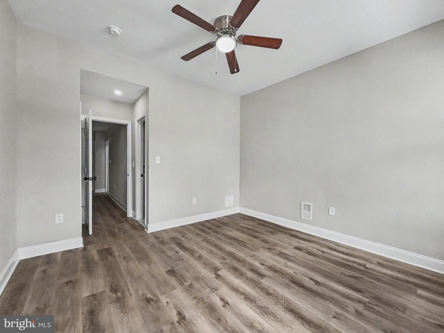 2129 E Federal Street photo 26
