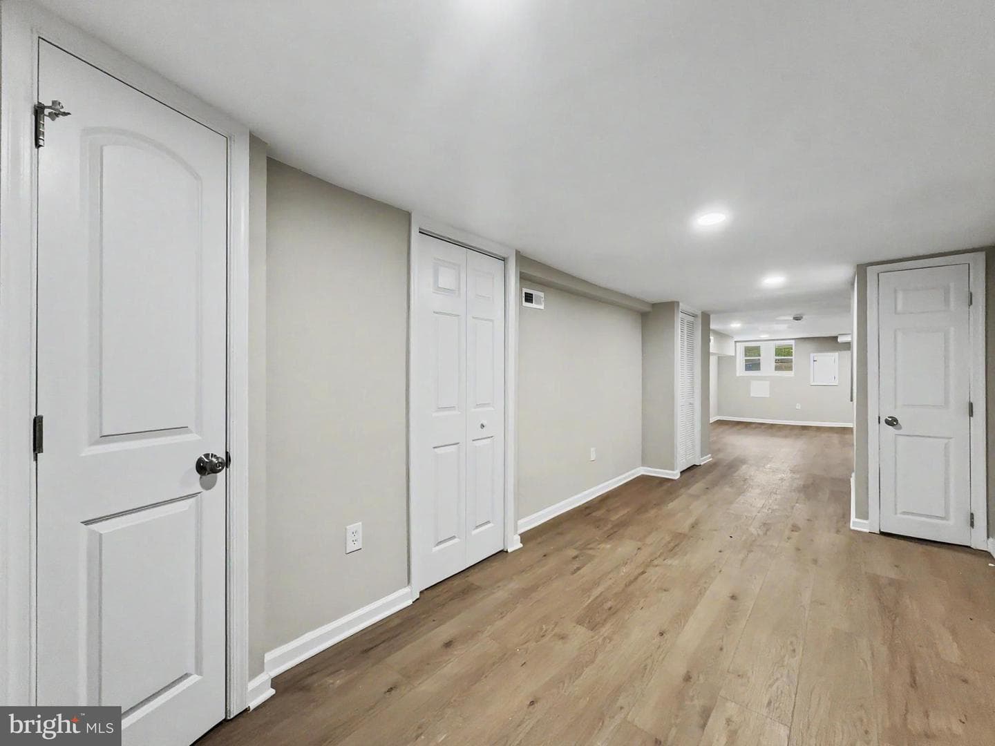 2129 E Federal Street photo 28