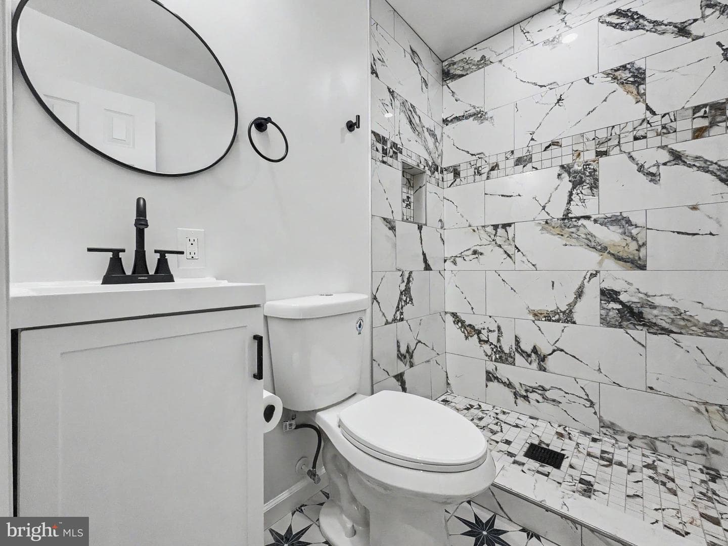 2129 E Federal Street photo 4
