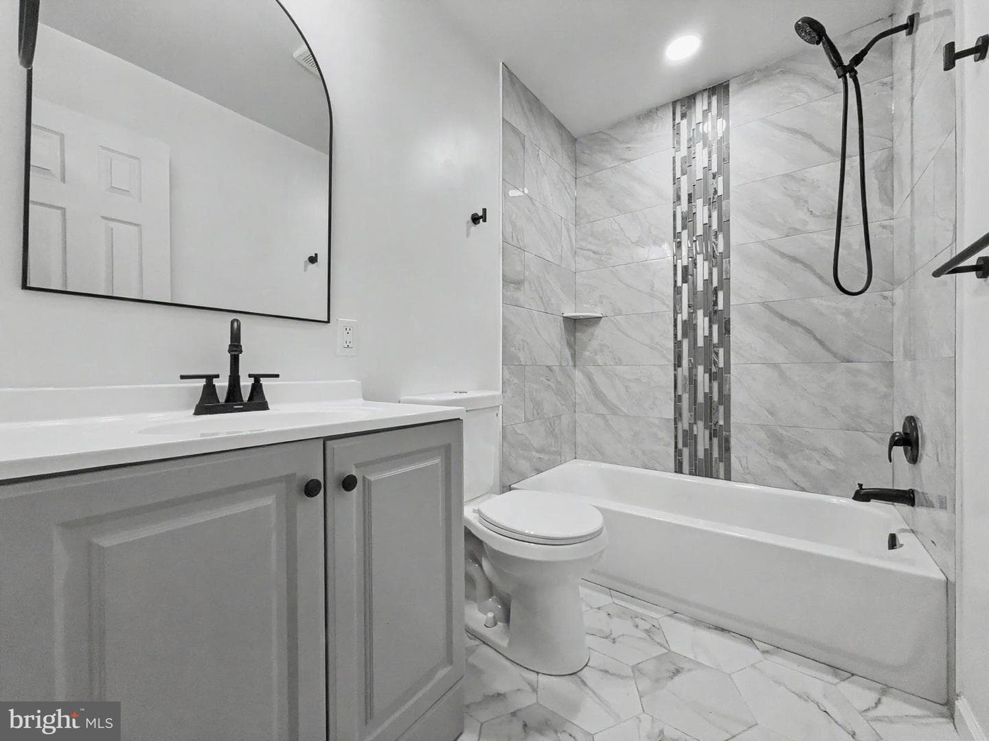 2129 E Federal Street photo 6