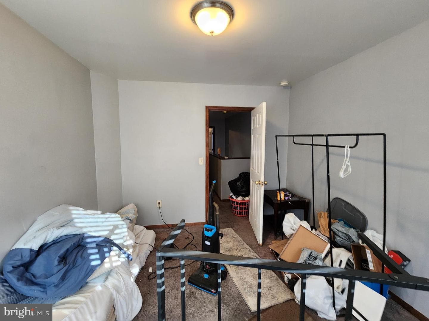 1182 Nanticoke St photo 17