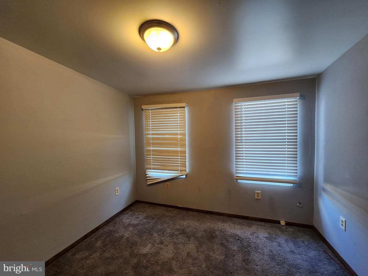 1182 Nanticoke St photo 22