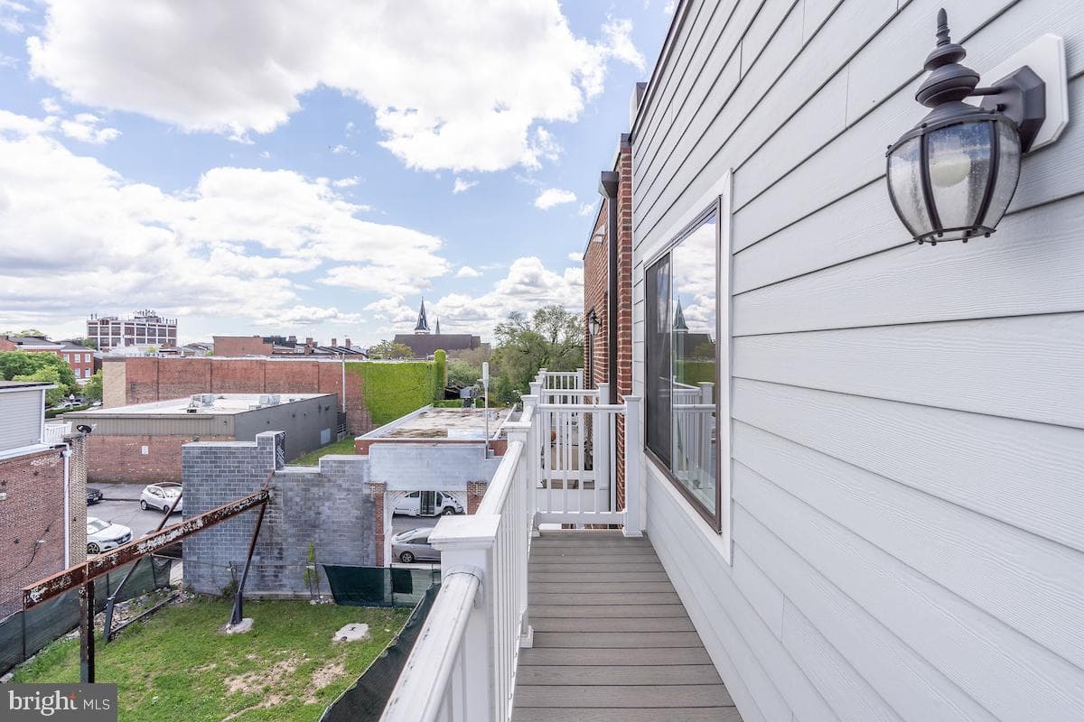 25 S Bethel Street photo 47