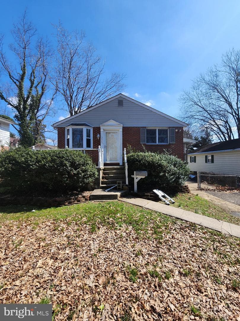 5923 Fairwood Avenue photo 14