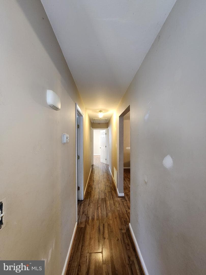 5923 Fairwood Avenue photo 25