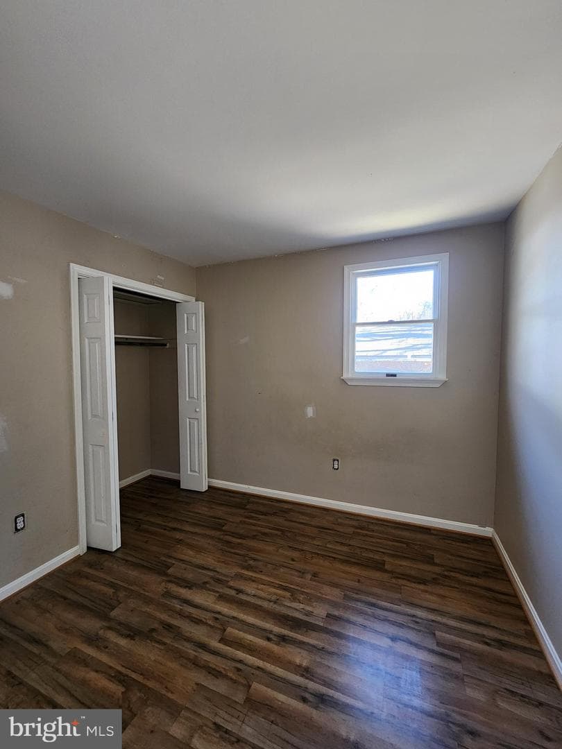 5923 Fairwood Avenue photo 28
