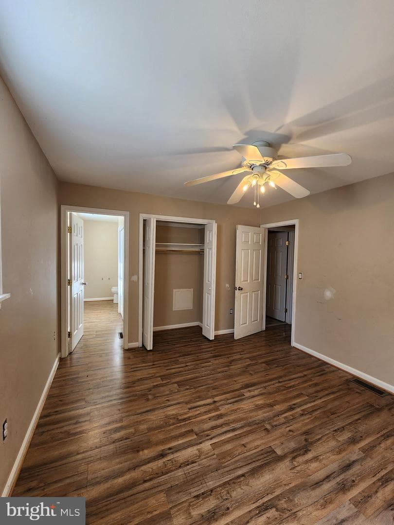 5923 Fairwood Avenue photo 36