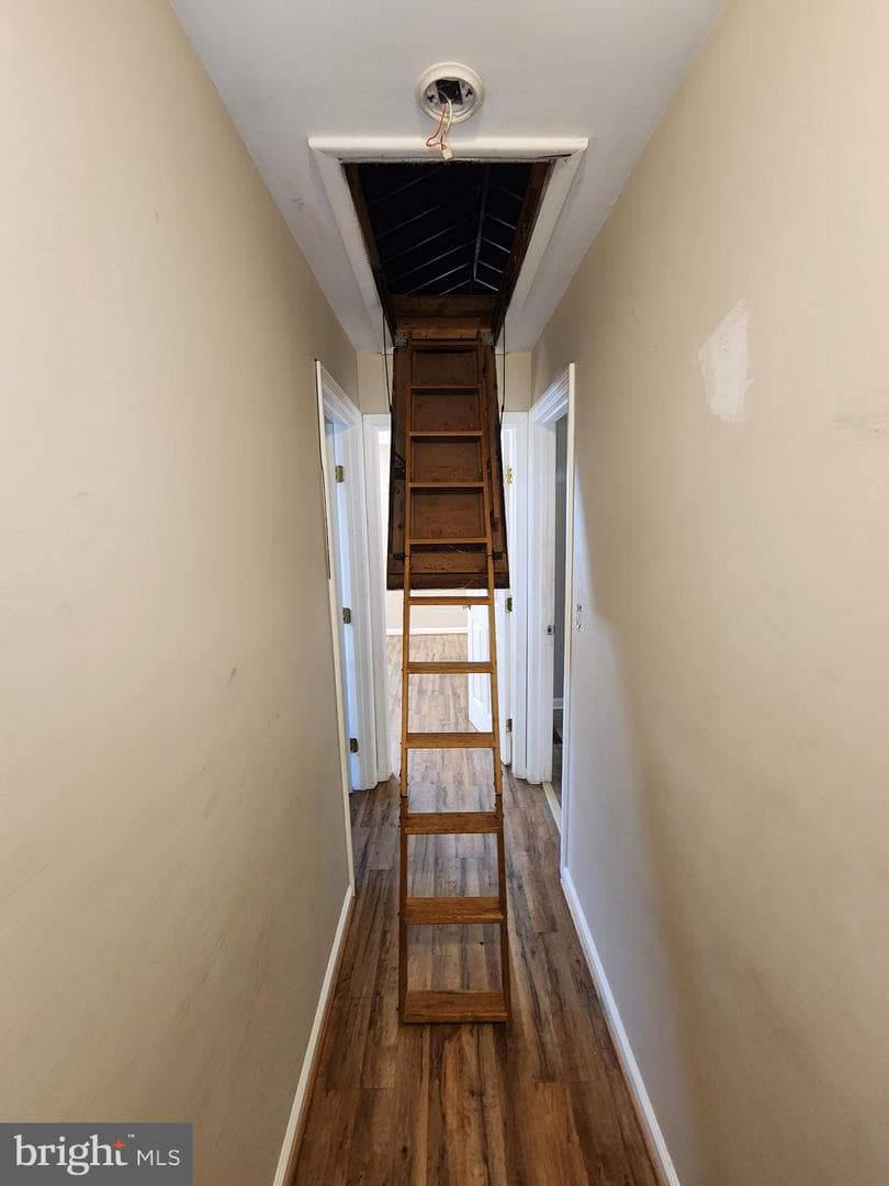 5923 Fairwood Avenue photo 40