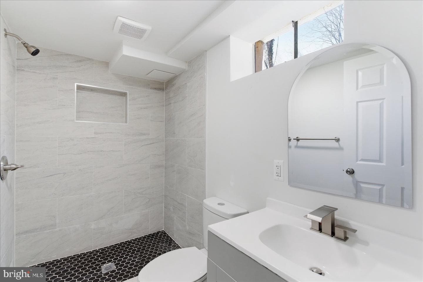 40 Hillvale Road photo 16