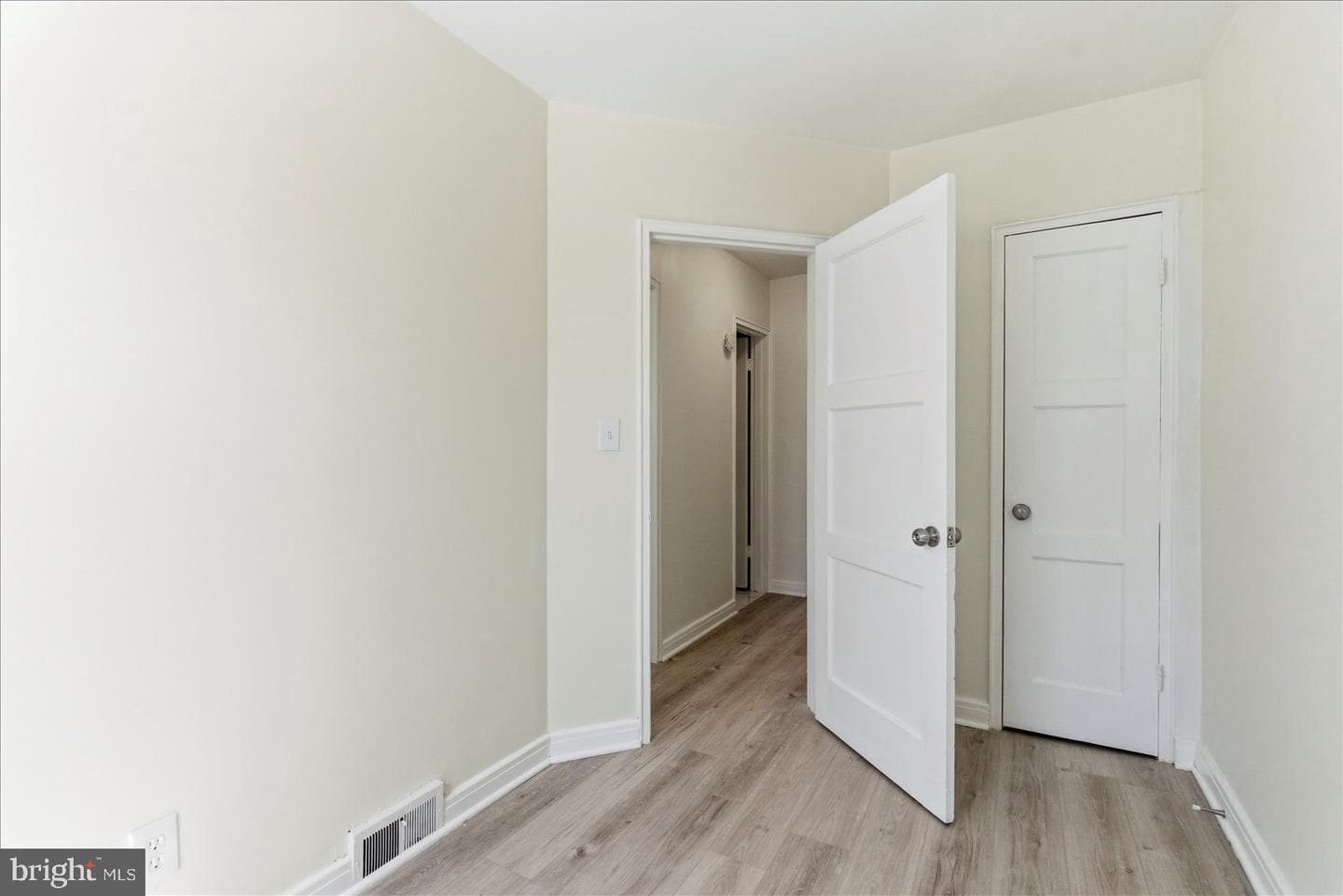 40 Hillvale Road photo 24