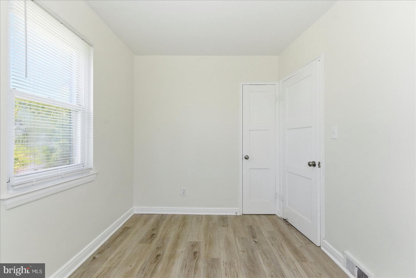 40 Hillvale Road photo 26