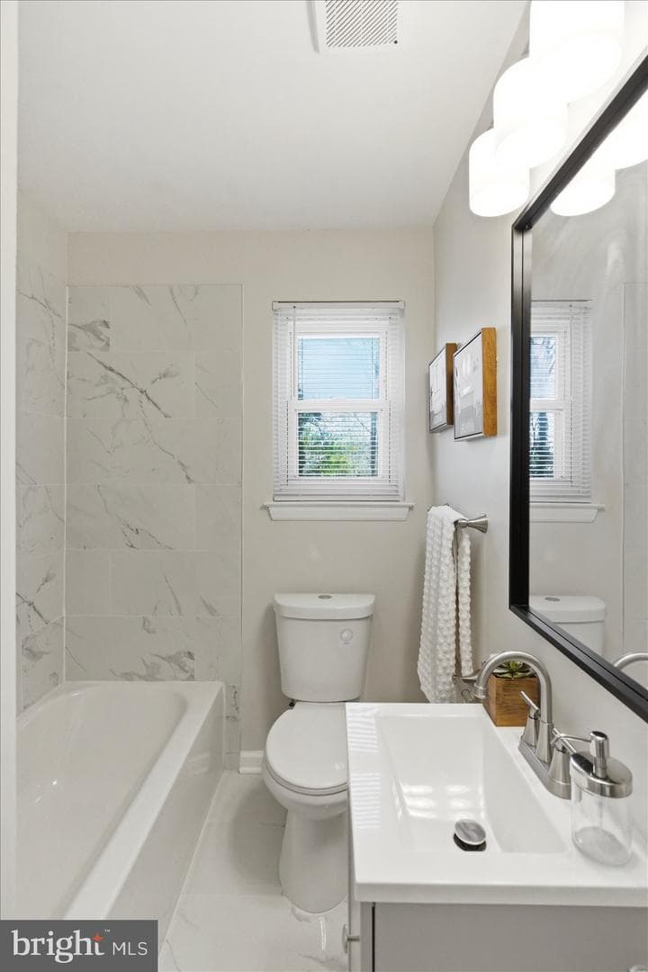 40 Hillvale Road photo 28