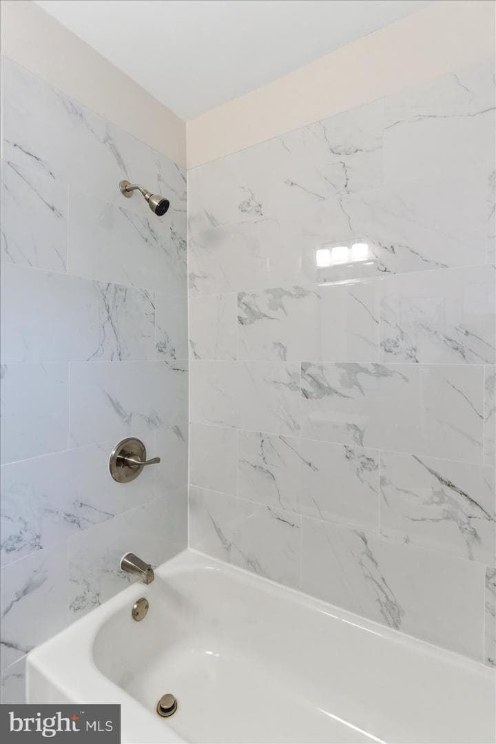 40 Hillvale Road photo 29