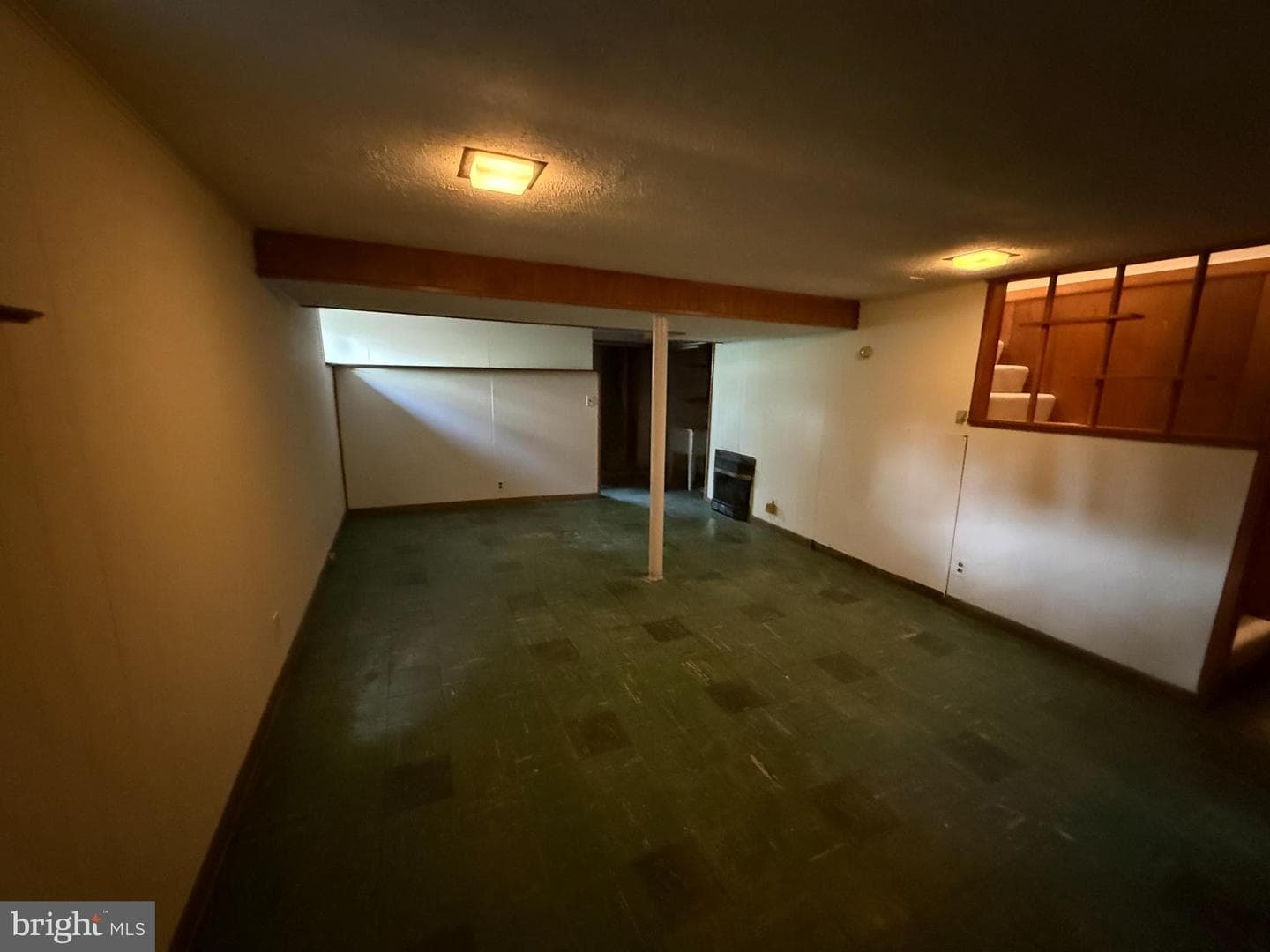 4100 Kinsway photo 14