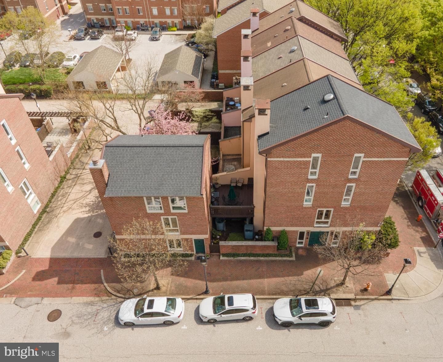 519 S Hanover Street photo 41
