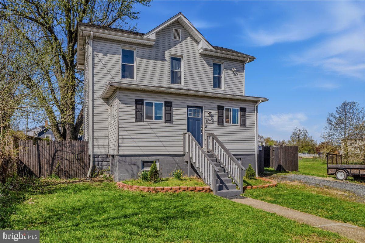 4704 Charleston, Baltimore