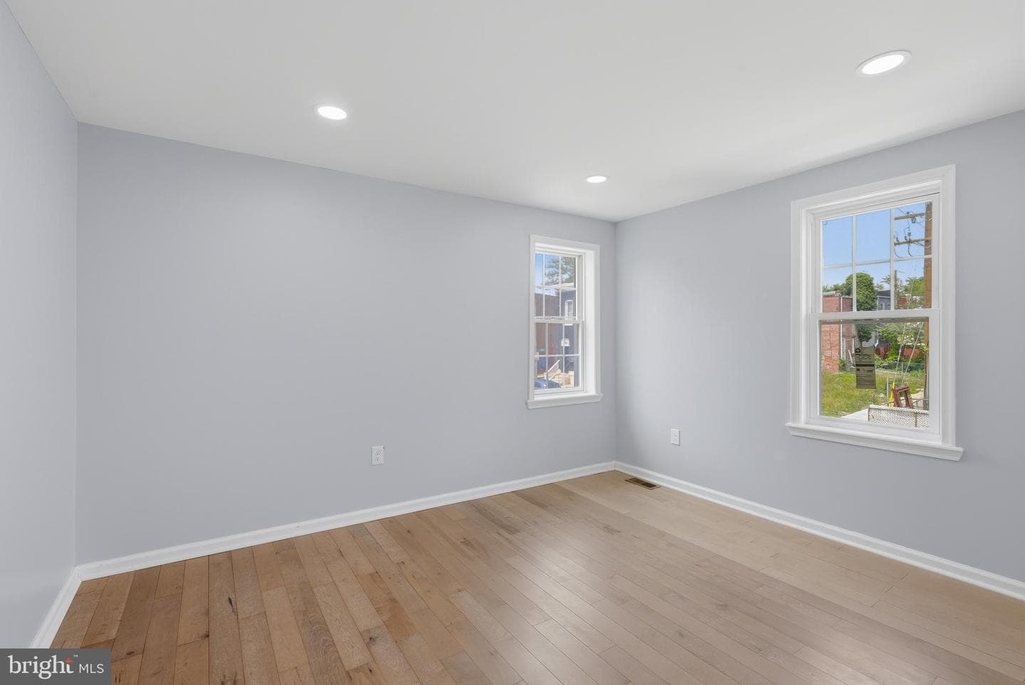 1646 N Washington Street photo 11