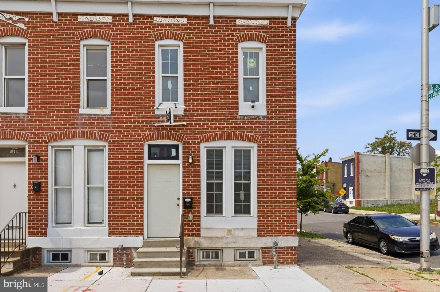 1646 N Washington Street photo 26
