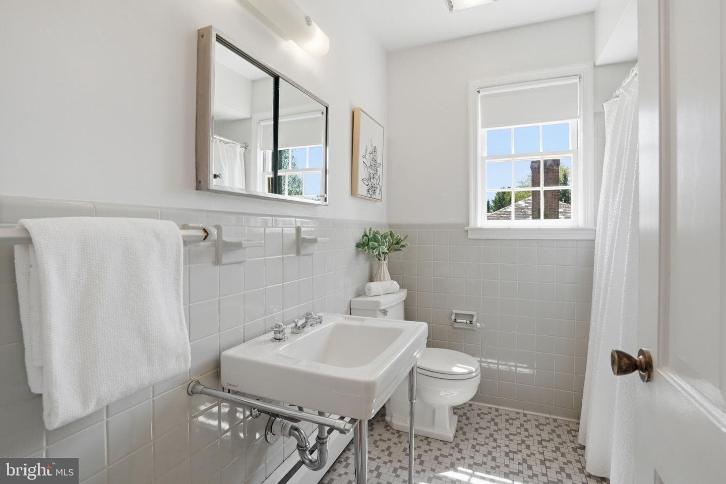 5717 Charlestowne Drive photo 21