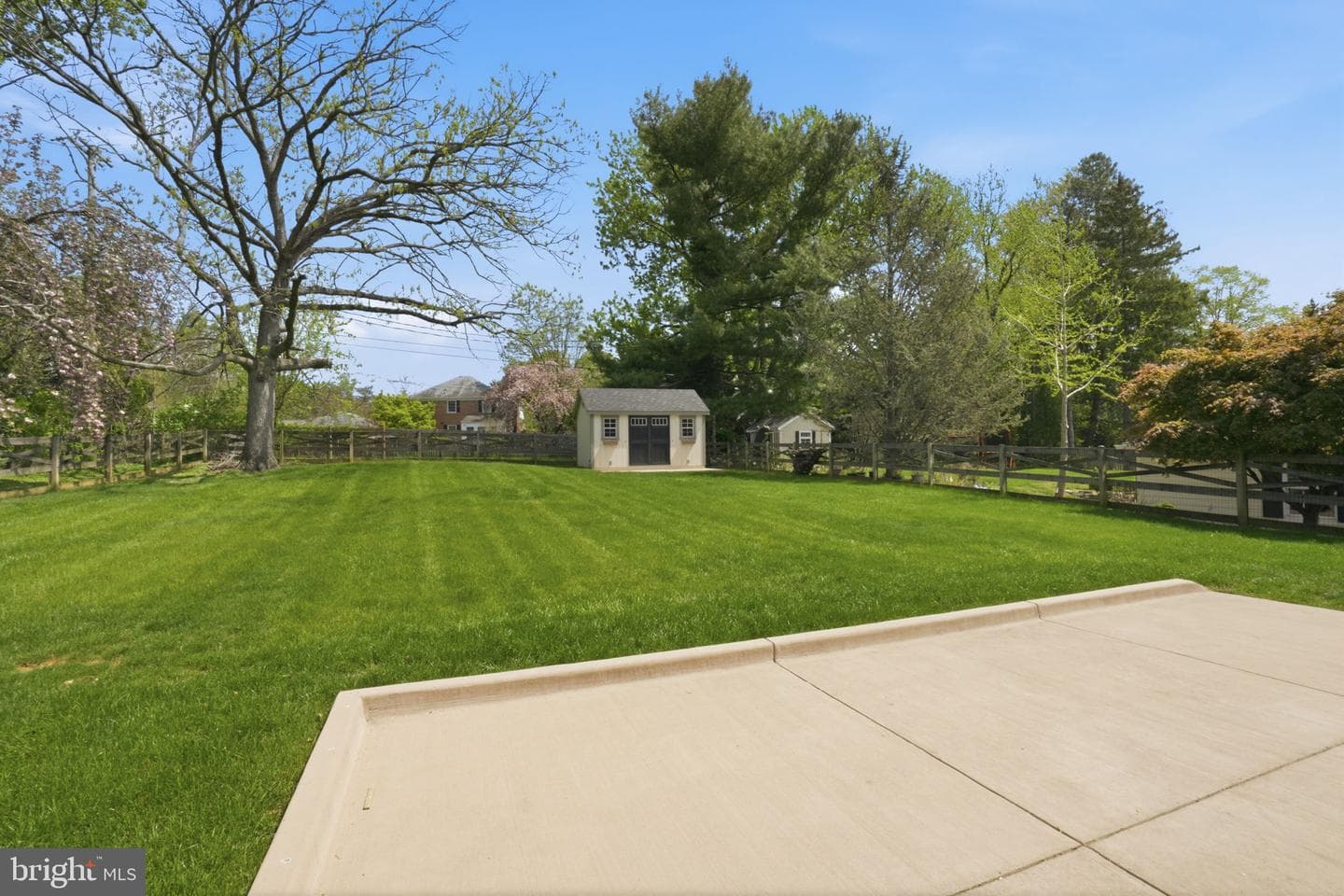 5717 Charlestowne Drive photo 23