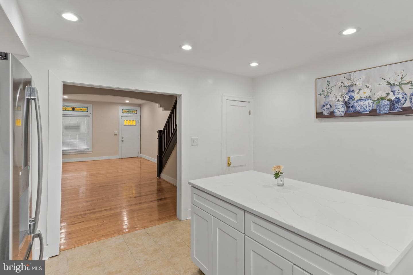 2609 E Hoffman Street photo 20