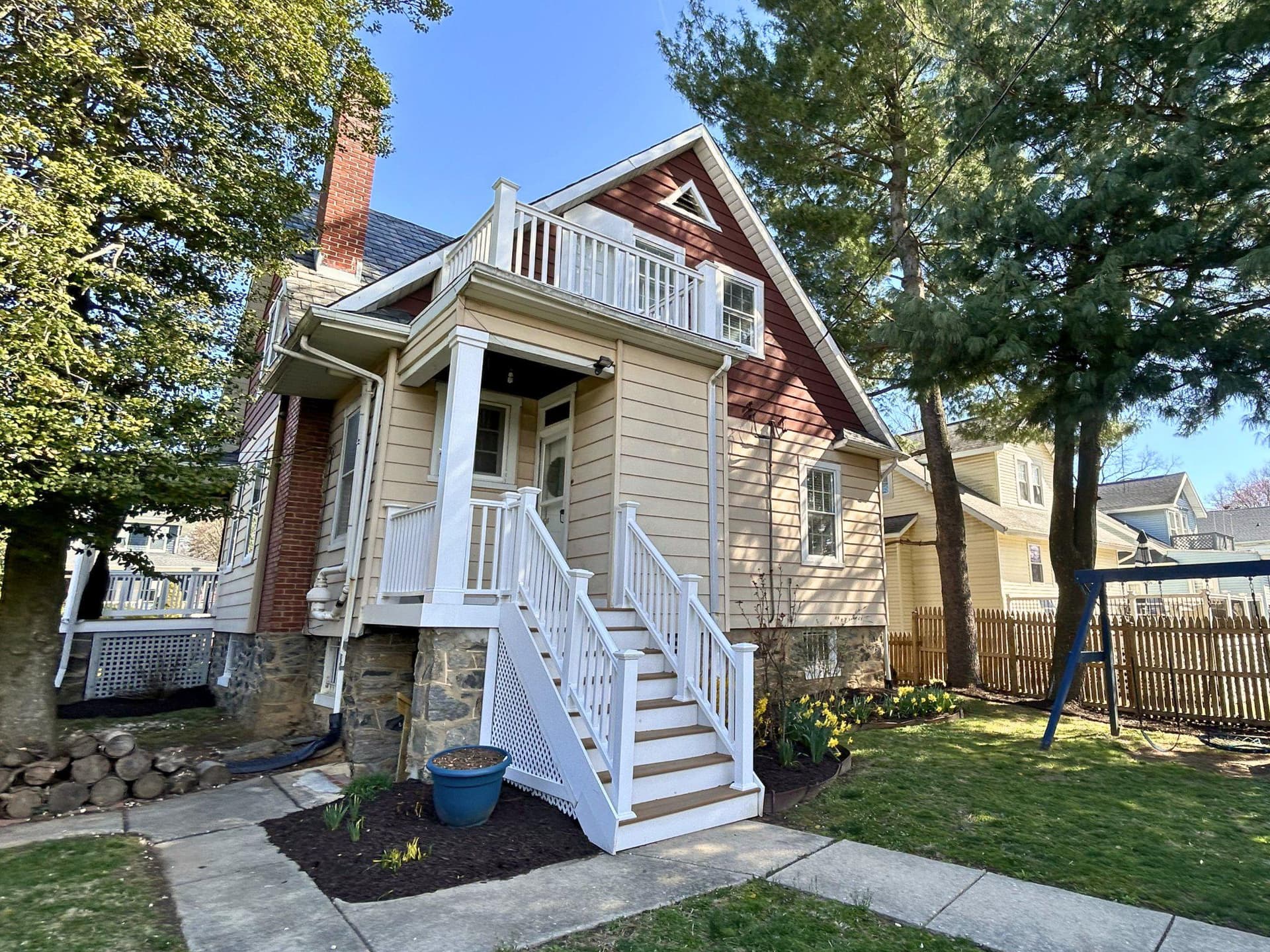 401 E Lake Avenue photo 25