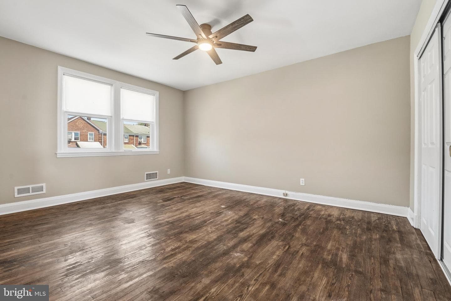 1543 Sheffield Road photo 17
