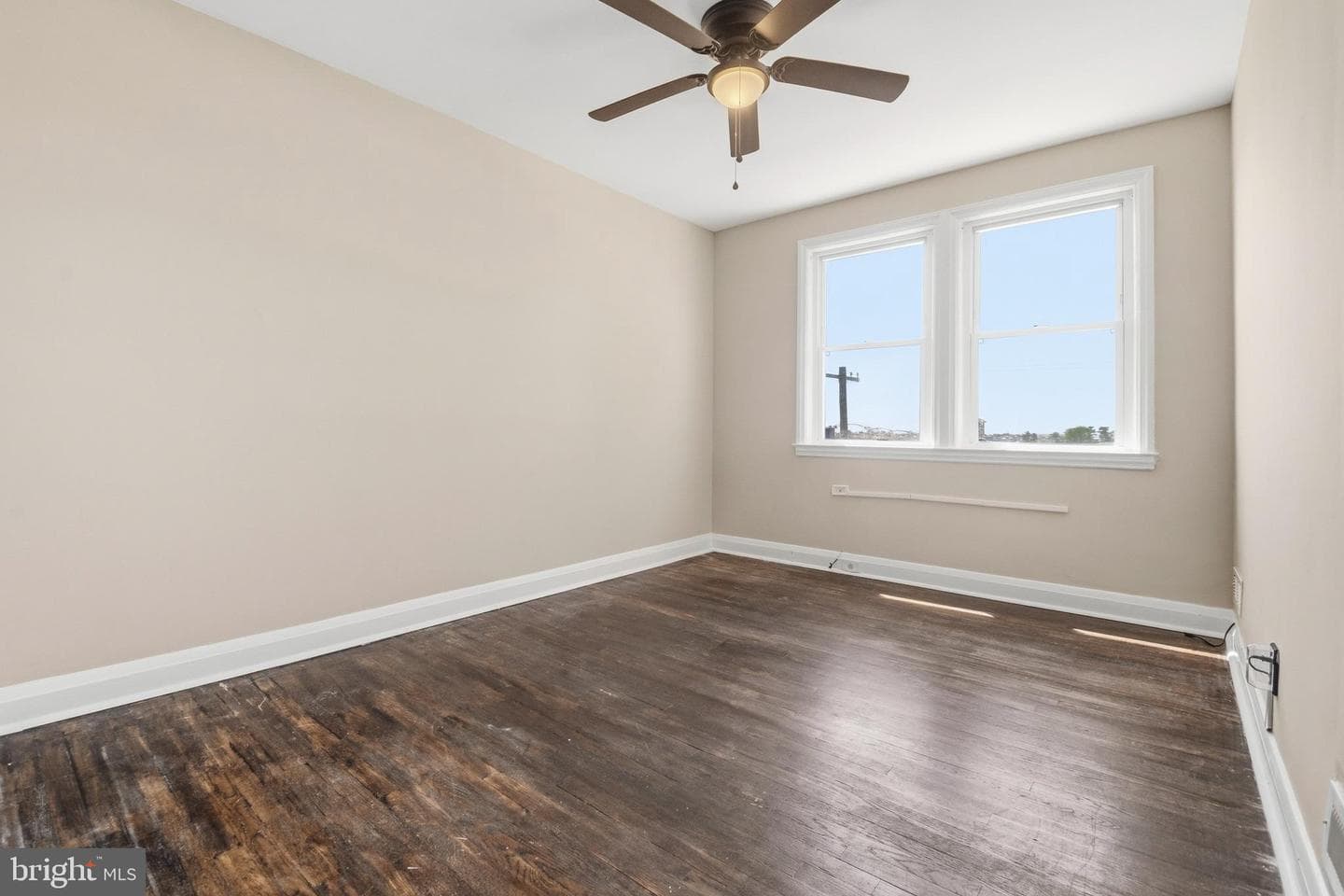 1543 Sheffield Road photo 19