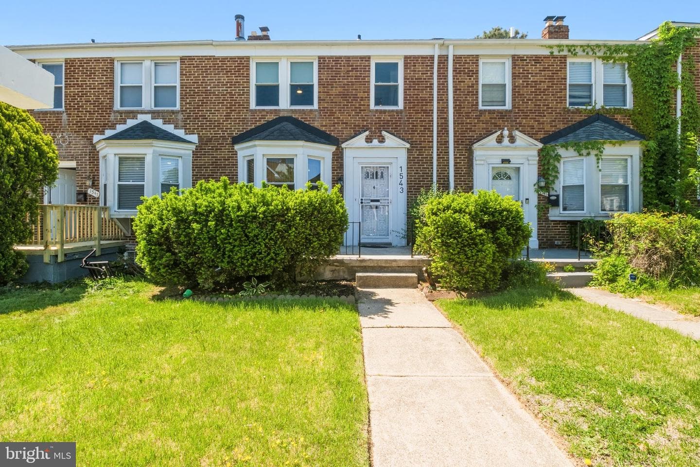 1543 Sheffield Road photo 2