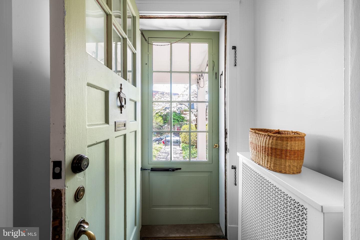 222 Homewood Terrace photo 4