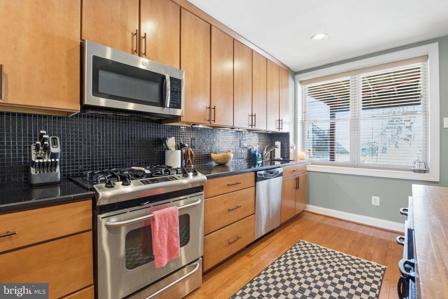 3312 Fleet Street photo 8